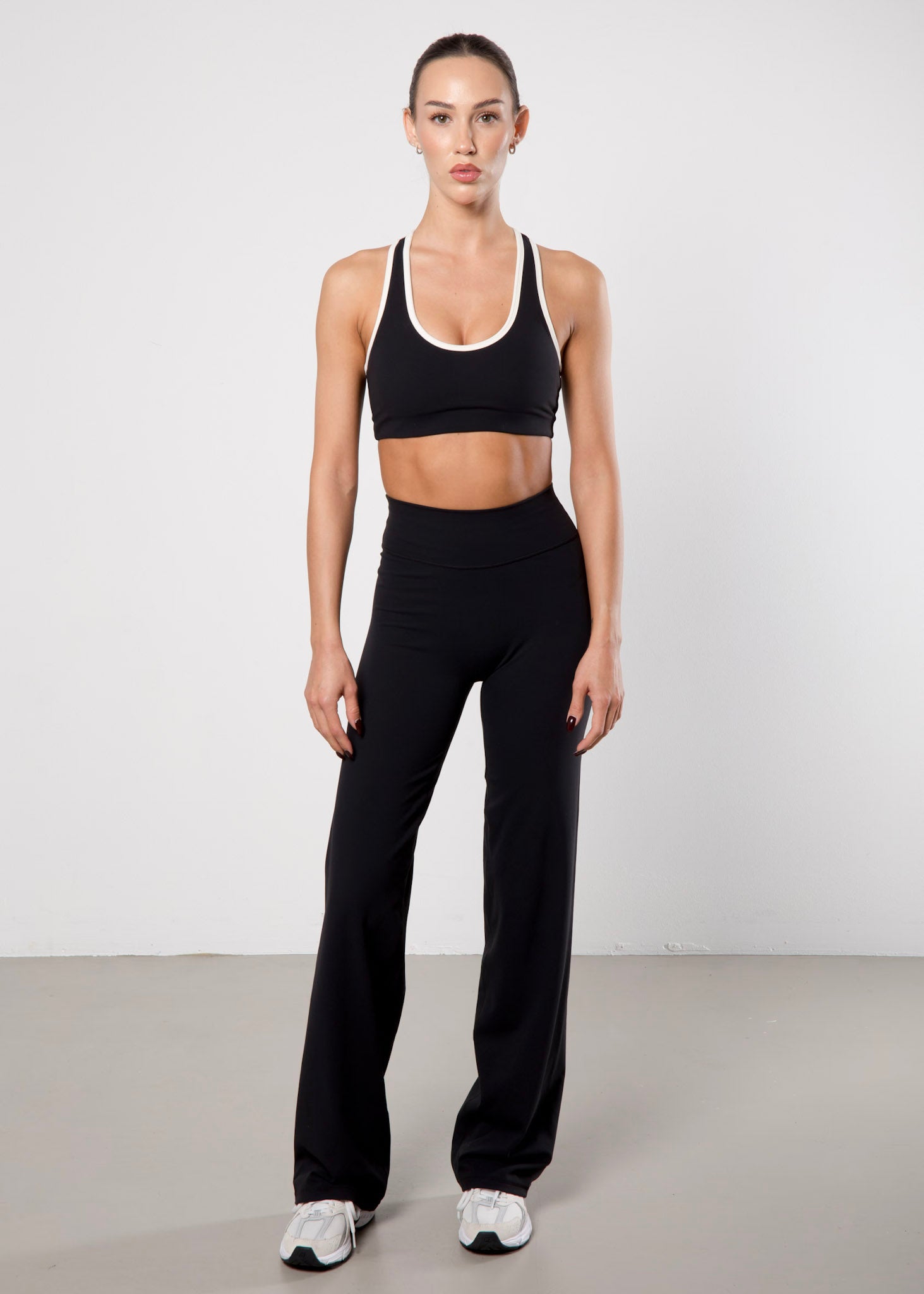 Active Bra BLACK/CREAM