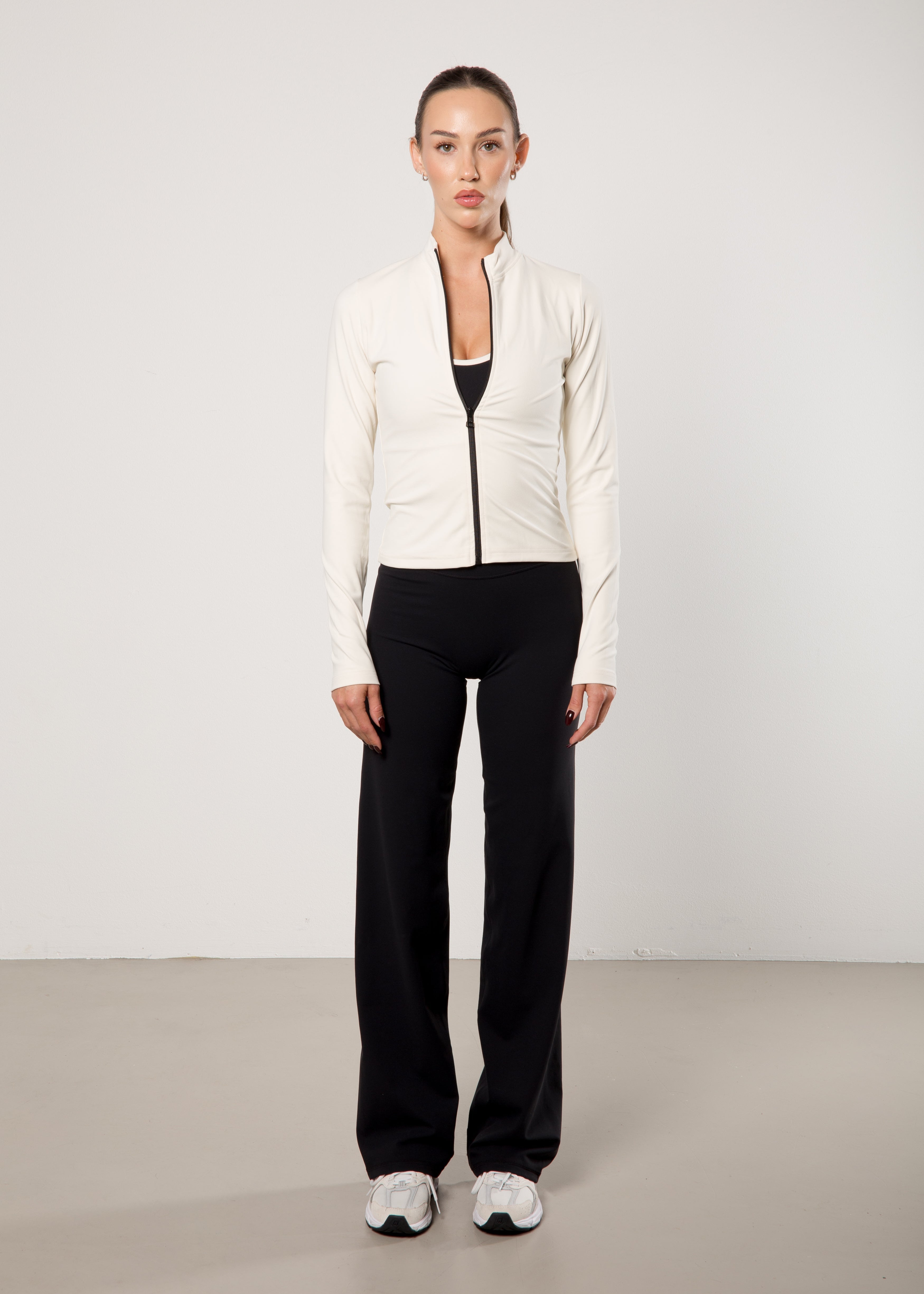zip jacket - cream/black