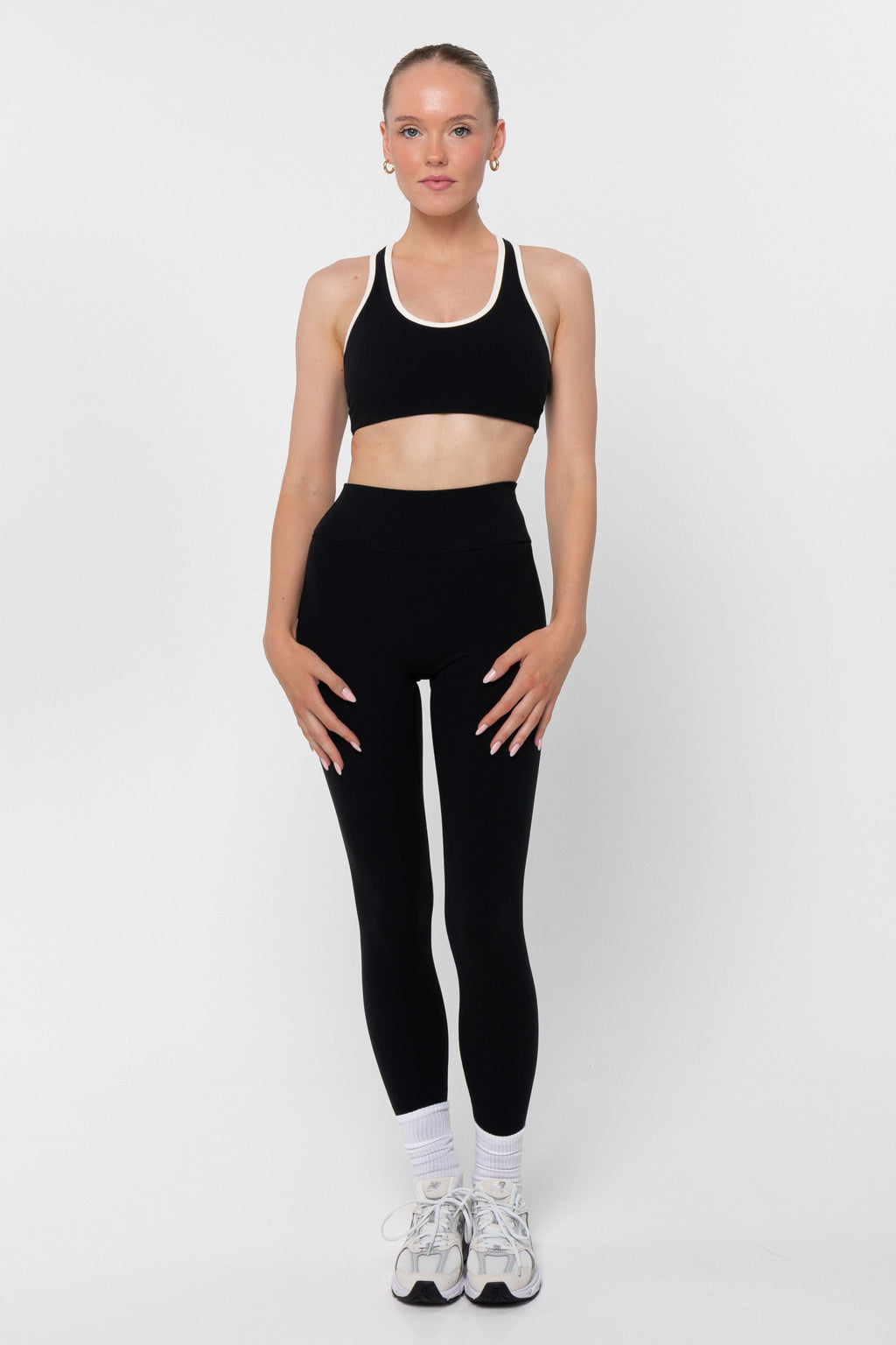 LEGGINGS - BLACK