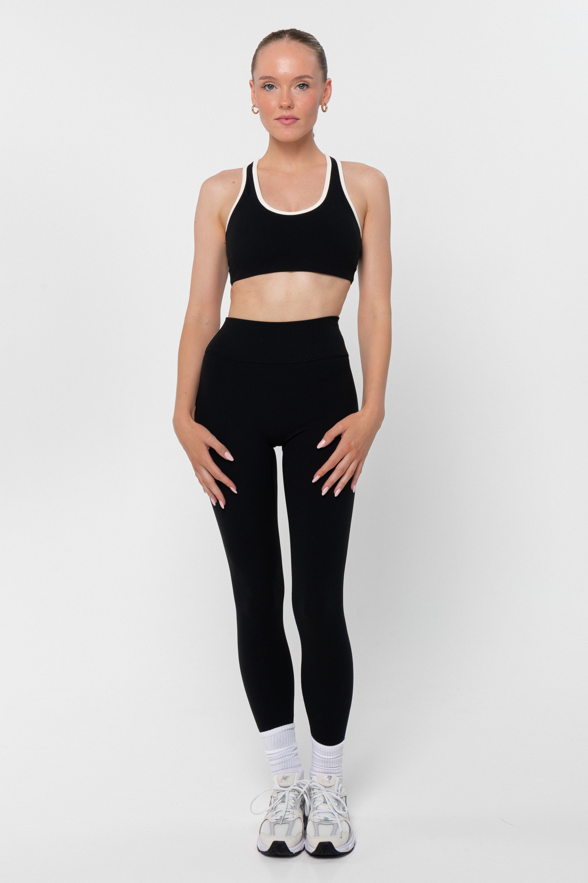 LEGGINGS - BLACK