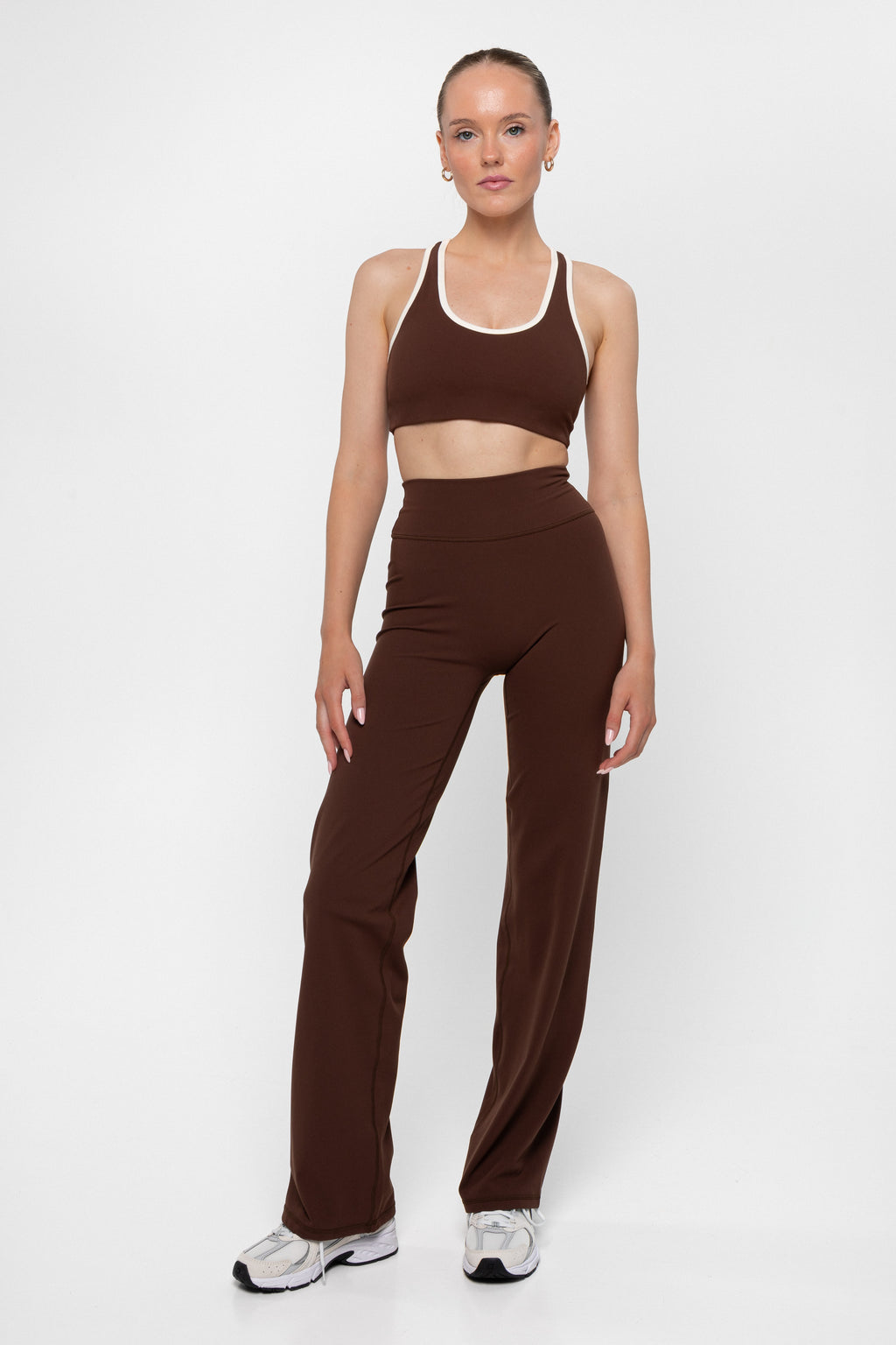 STRAIGHT LEG PANTS - CHOCOLATE