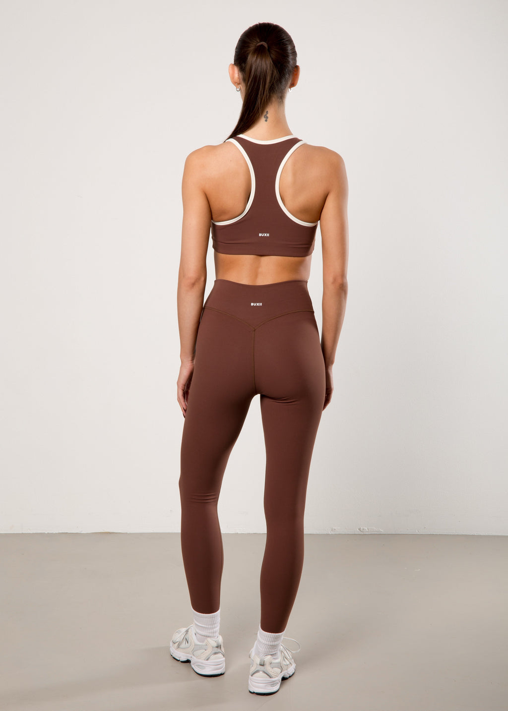 active bra - chocolate/cream