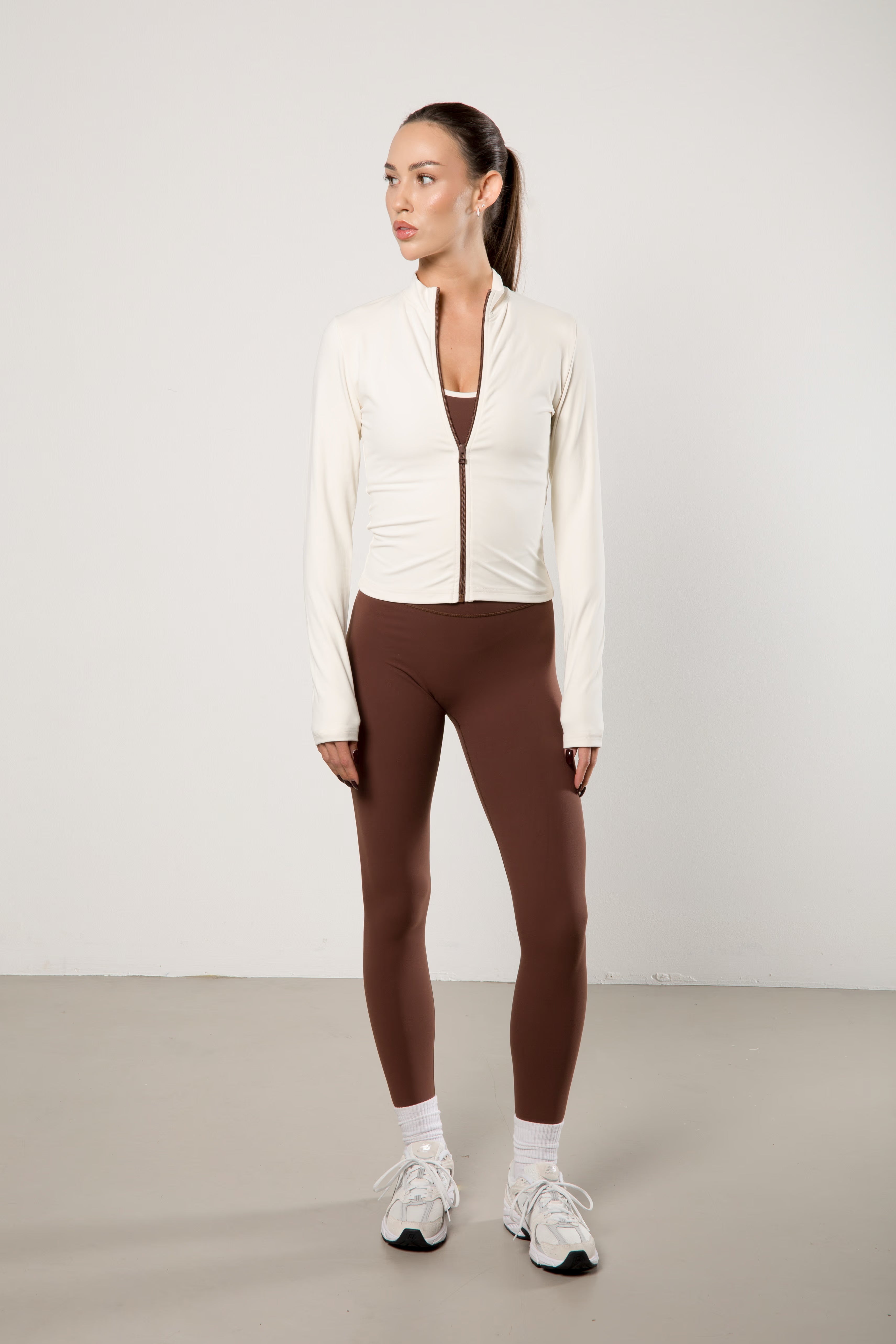zip jacket - cream/chocolate
